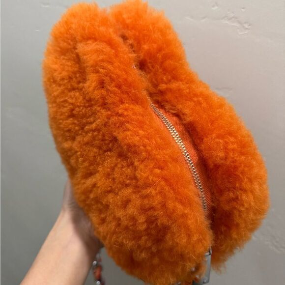 Stunning Orange Multi Use Bag & Premium Shearling Leather Heart Shaped Crossbody - Picture 13 of 16
